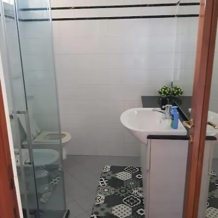 Comodo Al Mare E Stazione *