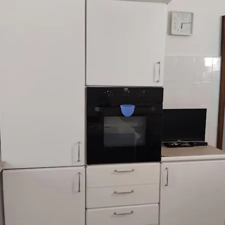 Apartamento Comodo Al Mare E Stazione