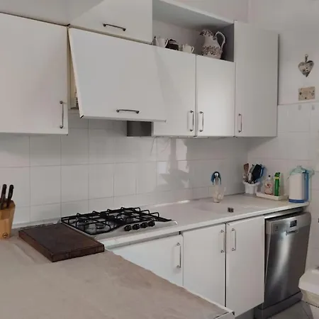 Comodo Al Mare E Stazione *