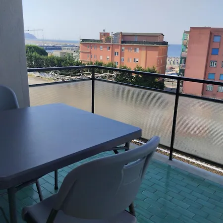 Comodo Al Mare E Stazione *