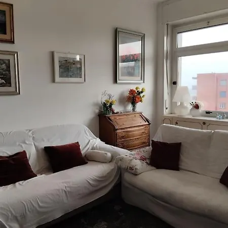 Comodo Al Mare E Stazione Apartment